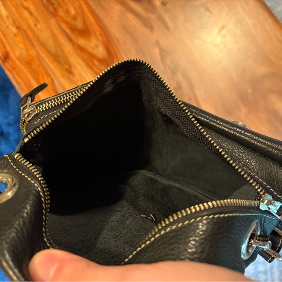 Like New Y2K Roots Leather Crossbody - Picture 6 of 6